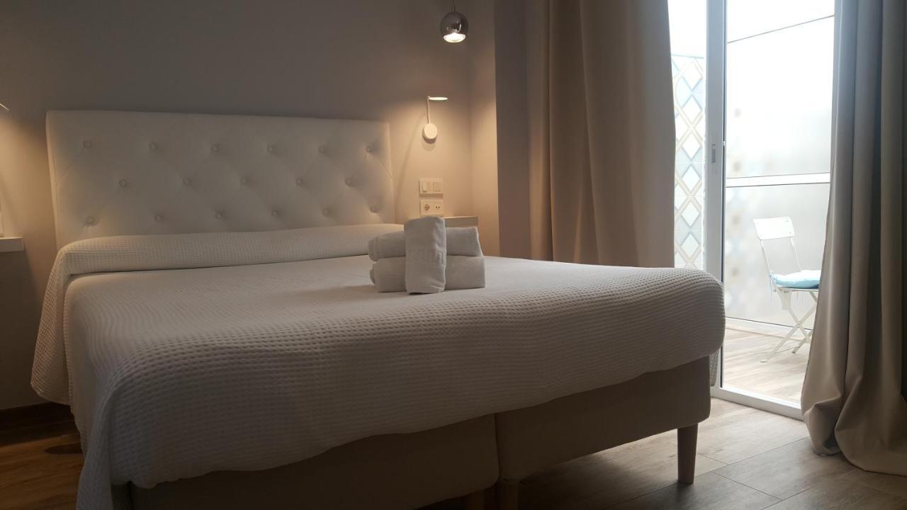 Hostal La Ermita Nerja Luaran gambar