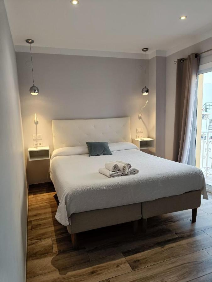Hostal La Ermita Nerja Luaran gambar